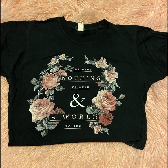 Tops - ❤️ 3 for $20❤️ Cute travel T-Shirt